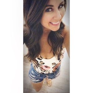 Meet your Posher, Brittany